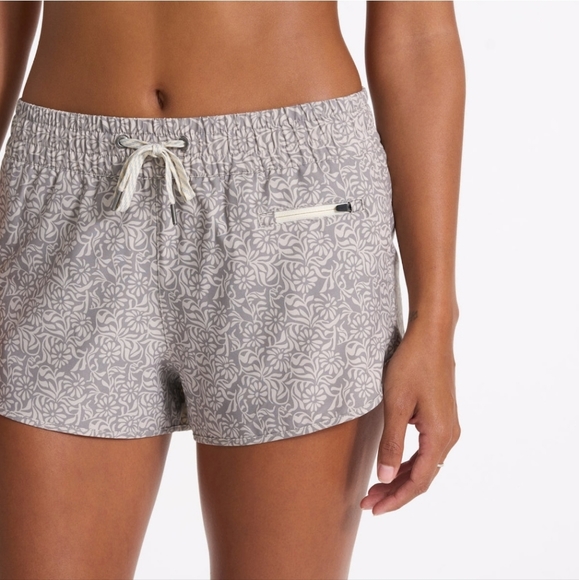 Vuori Pants - VUORI CLOTHING  CLEMENTINE SHORT 2.0